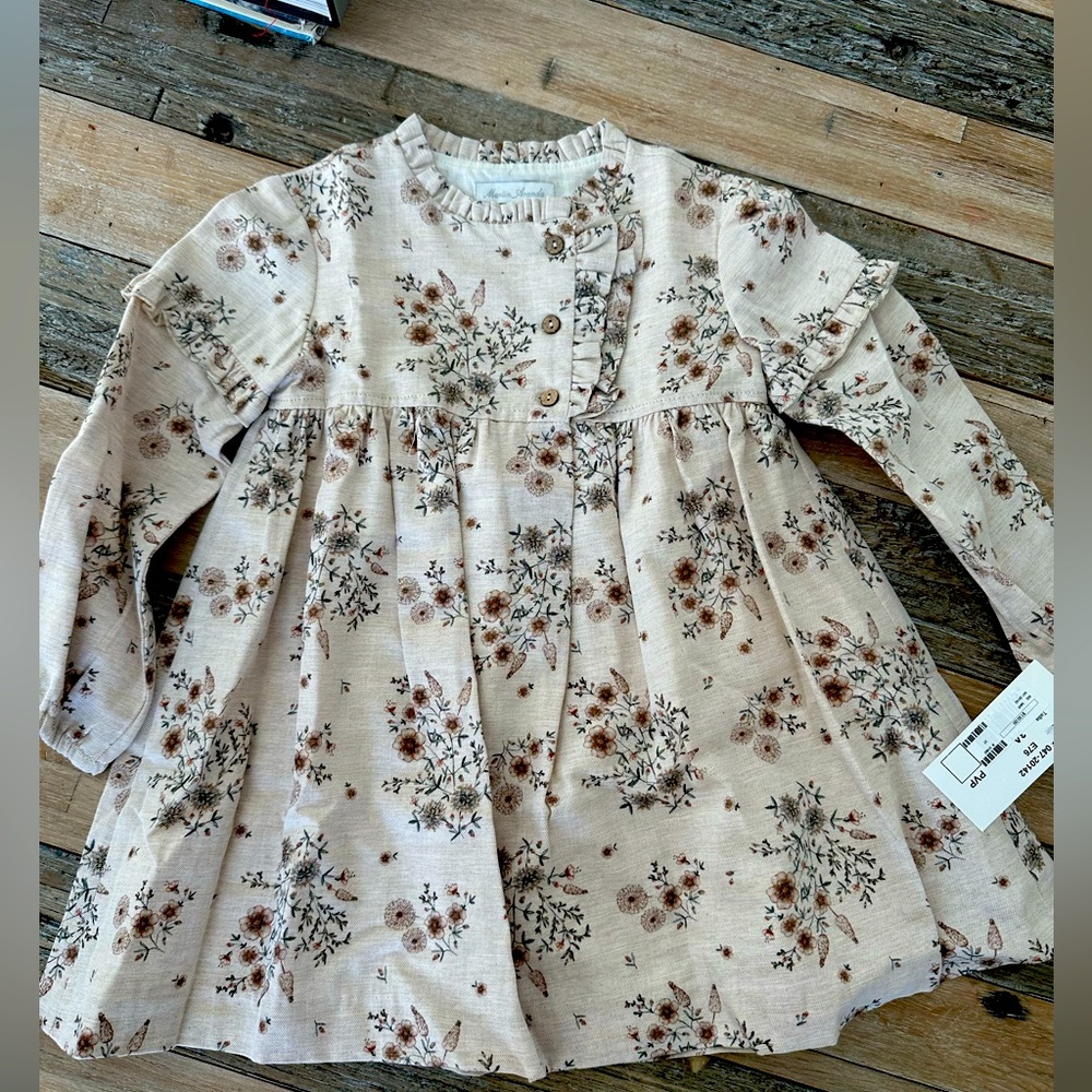 NWT Martin Aranda made in Spain girls dress in size 3 & 4